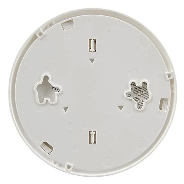 First Alert® - Battery White Surface Mount Smoke/Carbon Monoxide Alarm With Slim Profile - Image 4