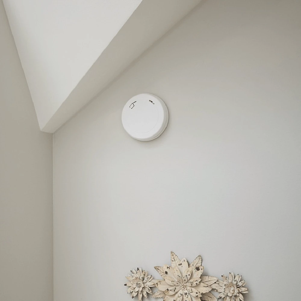 First Alert® - Battery White Surface Mount Smoke/Carbon Monoxide Alarm With Slim Profile - Image 9