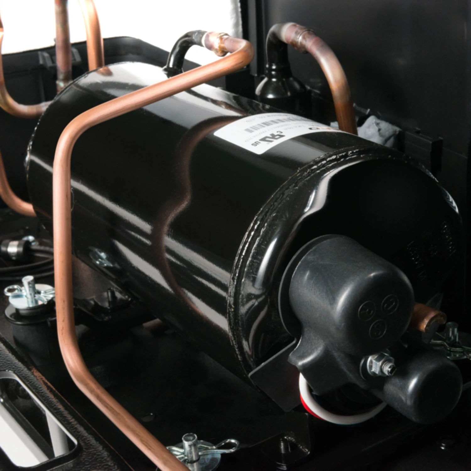 Dometic RV® - Penguin II™ 13.500 BTU Low Profile Rooftop RV Air Conditioner - Image 6